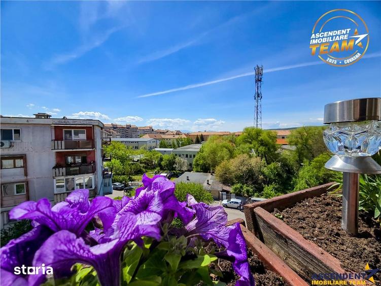 Apartament cu 2 camere decomandat, mobilat în Lenin