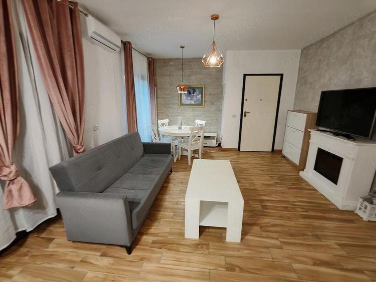 Apartament cu 3 camere semidecomandat în Mogoșoaia