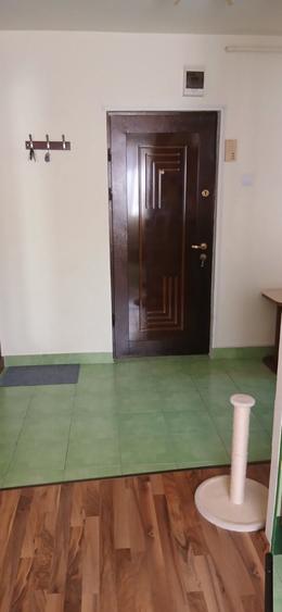 Apartament cu 2 camere decomandat în Răcădău