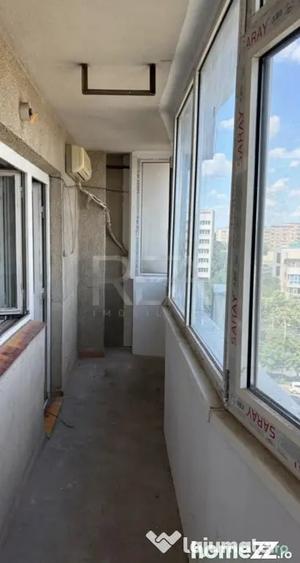 Apartament cu 4 camere decomandat în Lujerului