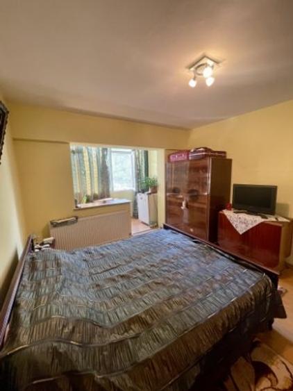 Apartament cu 3 camere decomandat în Dacia - 4