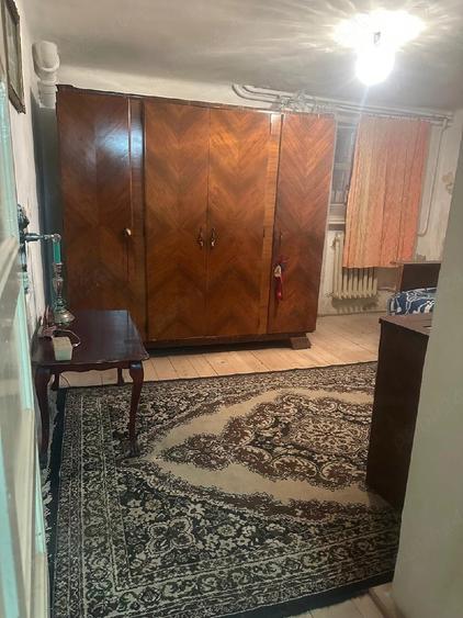 Apartament cu 2 camere nedecomandat în Take Ionescu