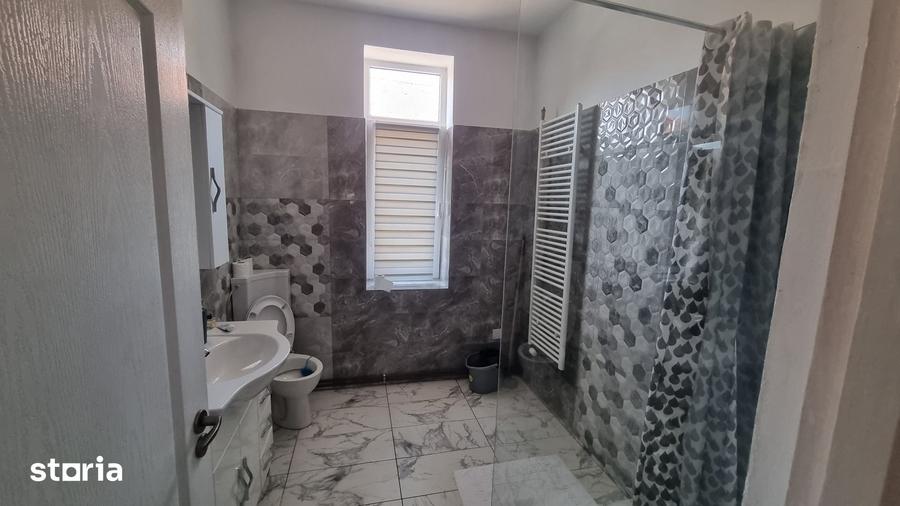 Casă cu 2 camere cu Teren 133 Mp în Orașul Nou