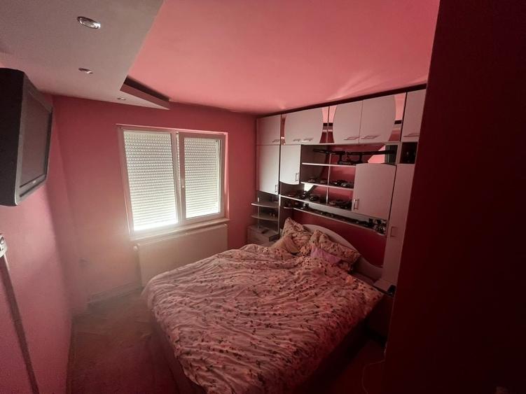 Apartament cu 2 camere decomandat în Diamant