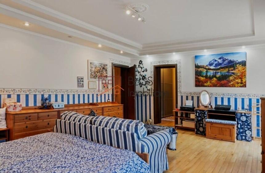 Vilă 8 camere cu piscină solară, garaj dublu și grădină - 13