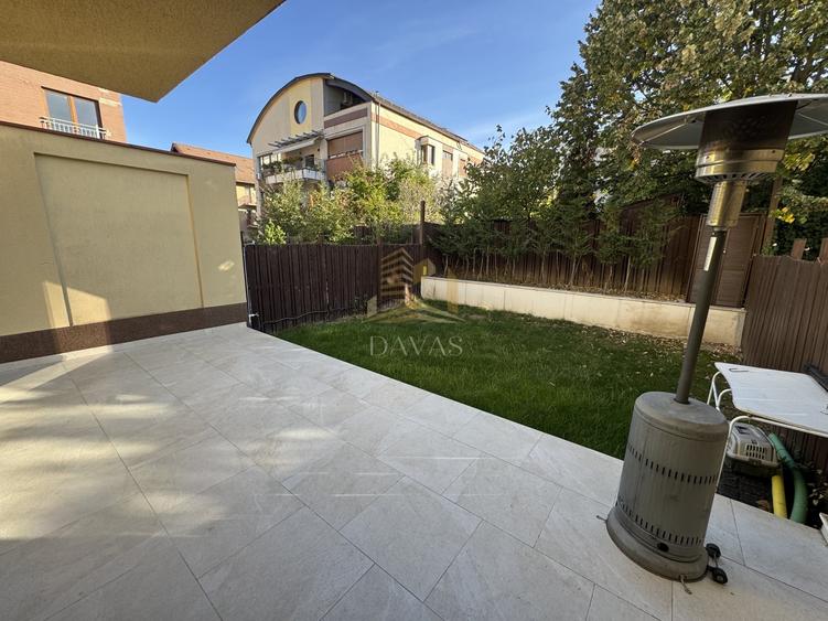 Duplex cu 4 camere cu Canalizare în Bună Ziua