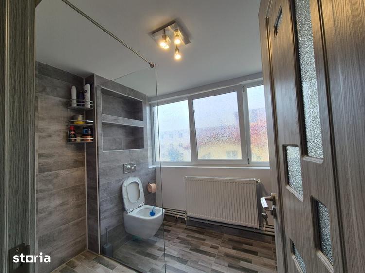 Apartament cu 4 camere în Central
