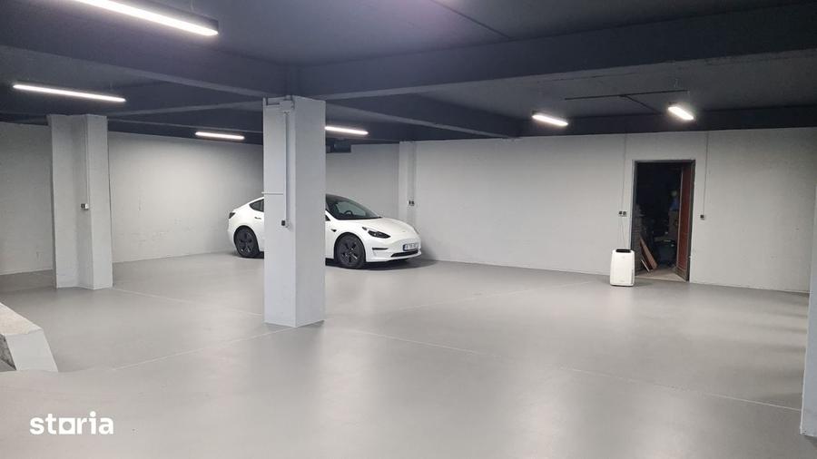 Spațiu comercial, de 270 mp, în Otopeni