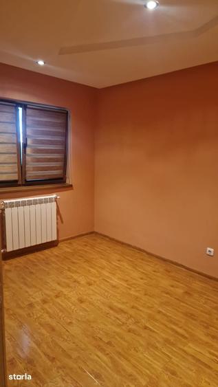 Apartament cu 2 camere în Brăești