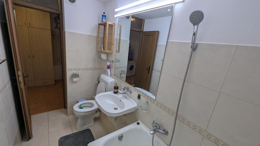 Garsonieră decomandată în Muncii