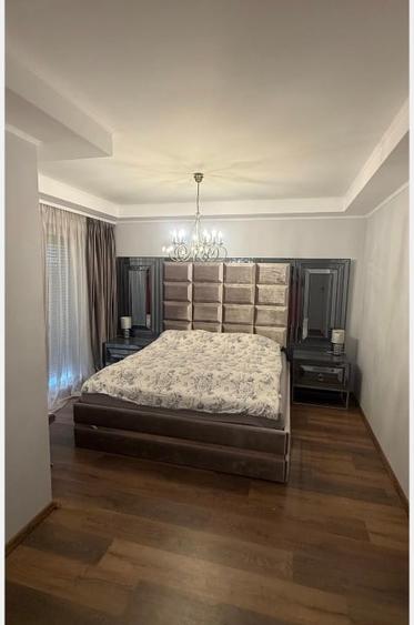 Duplex cu 5 camere cu Canalizare în Moșnița Veche