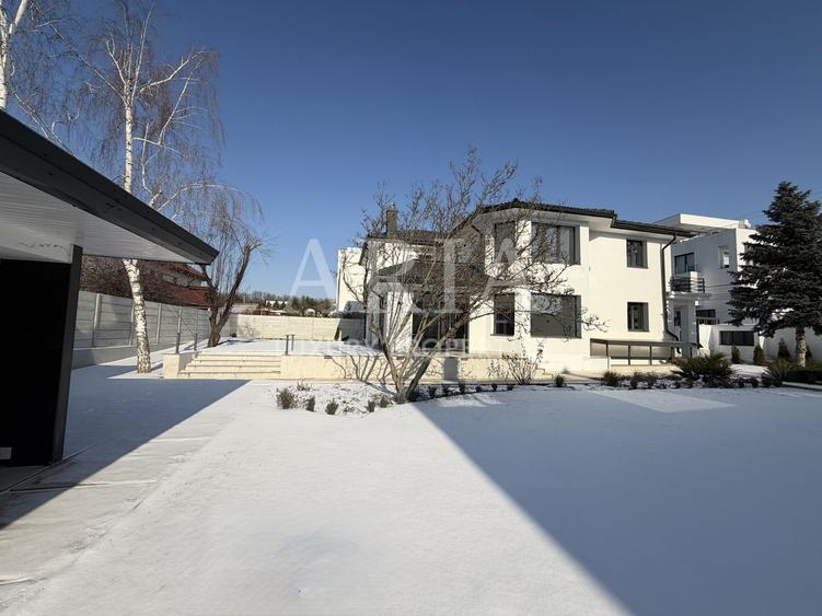 Casă individuală cu 7 camere cu Piscina în Pipera