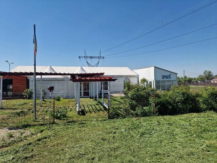 Spațiu comercial, de 240 mp, în Călinești