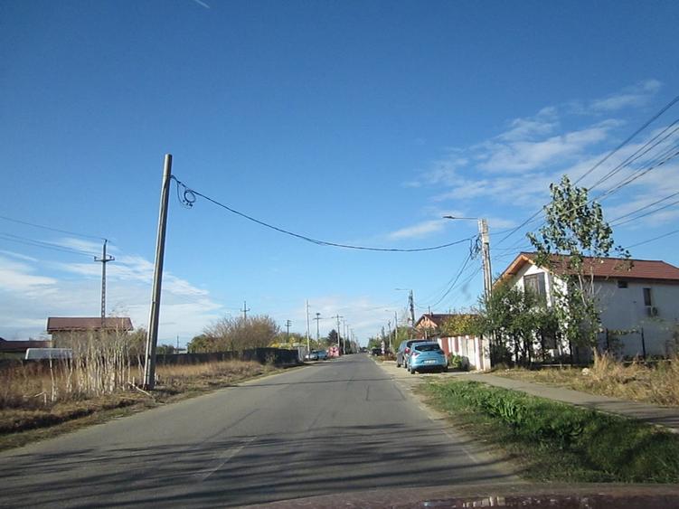 Teren Construcții intravilan de 856 mp, în Domnești
