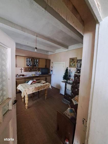 Casă cu 3 camere în Ghilvaci