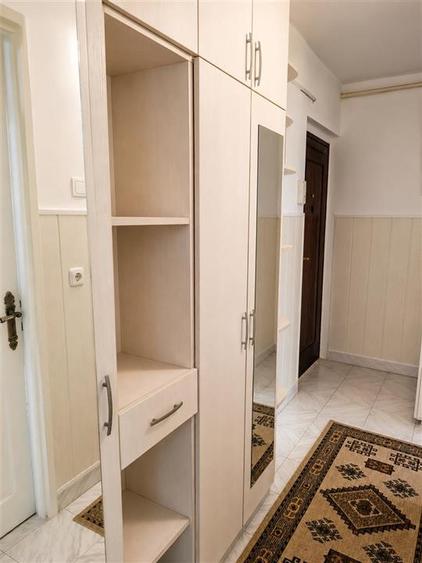 Apartament cu 2 camere nedecomandat în Astra