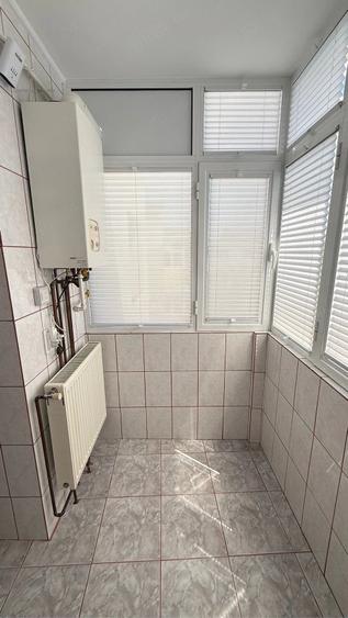 Apartament cu 2 camere decomandat în Nicolina