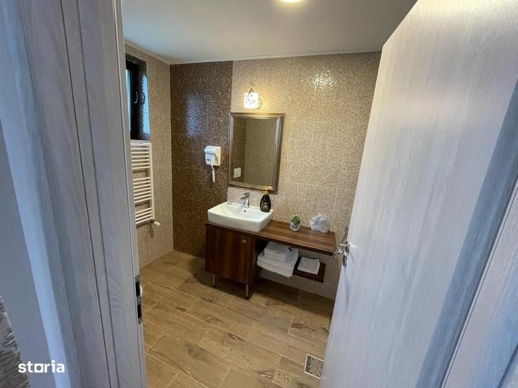 Spațiu comercial, de 1,500 mp, în Poiana Mărului