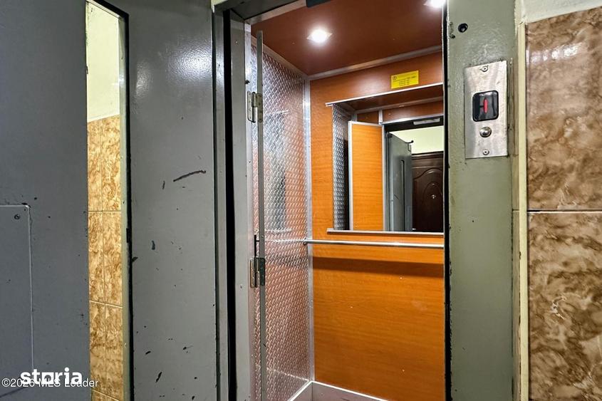 Apartament cu 3 camere în Vitan