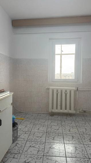 Apartament cu 2 camere decomandat în Inel I