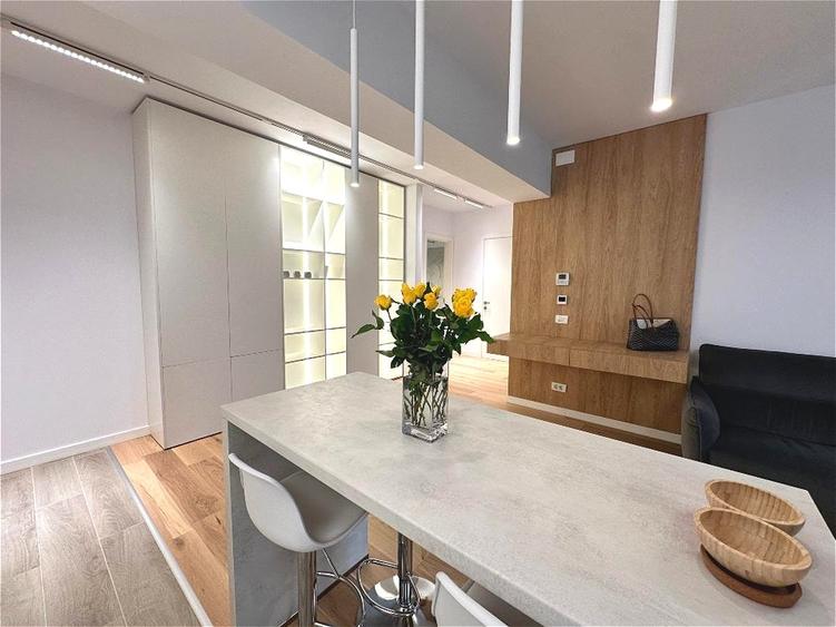 Apartament cu 2 camere decomandat, mobilat în Străulești