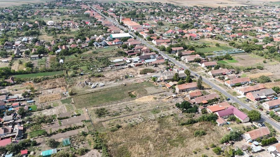 Teren Construcții intravilan de 3413 mp, în Dudeștii Noi