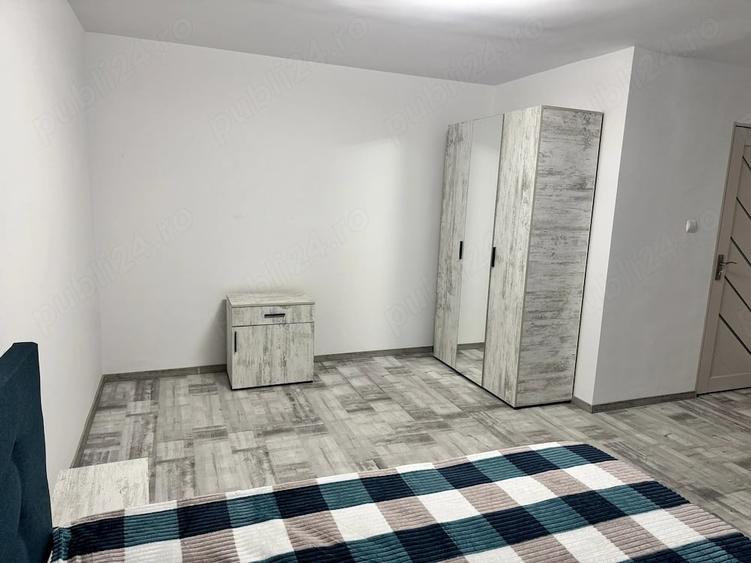 Garsonieră decomandată în Central