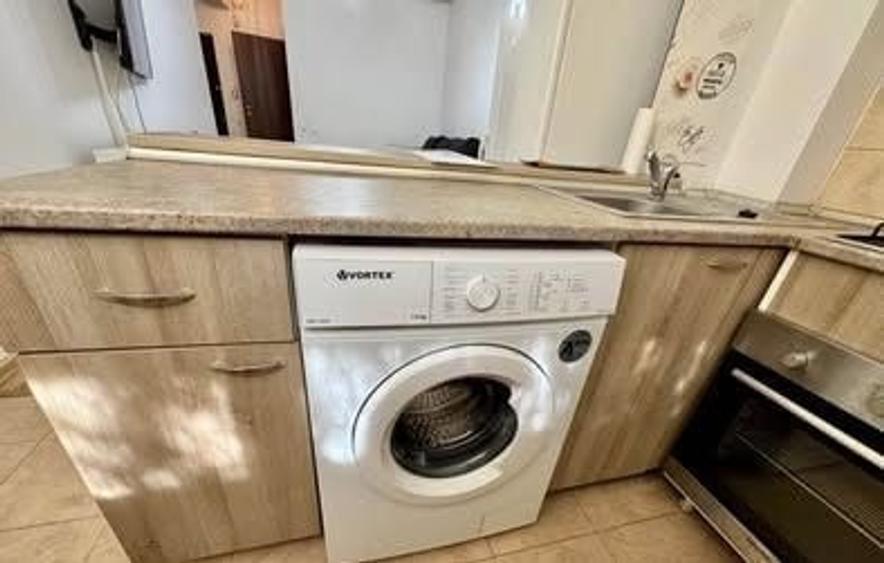 Apartament cu 2 camere semidecomandat, mobilat în Popești-Leordeni