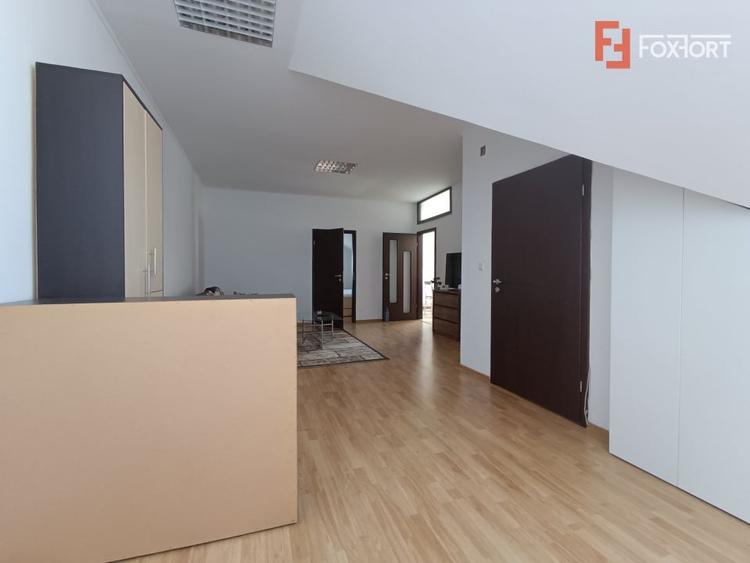 Apartament cu 2 camere semidecomandat, mobilat în Moșnița Nouă