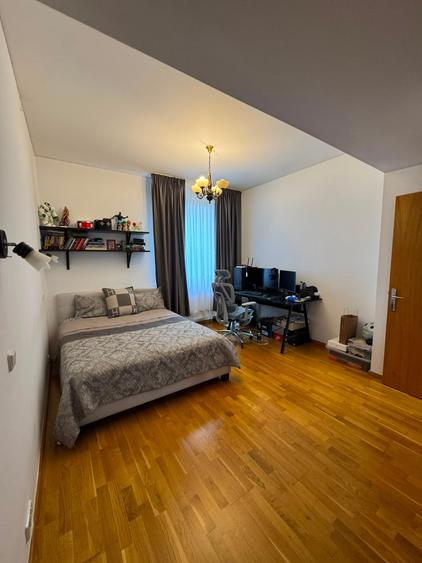 Apartament cu 3 camere decomandat în Pipera
