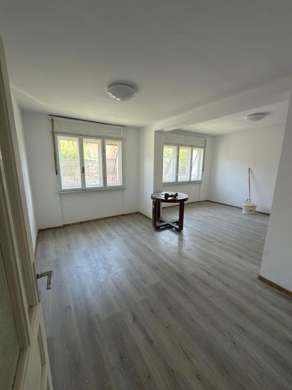 Casa cu 3 camere 73 mp zona Chizid - 1