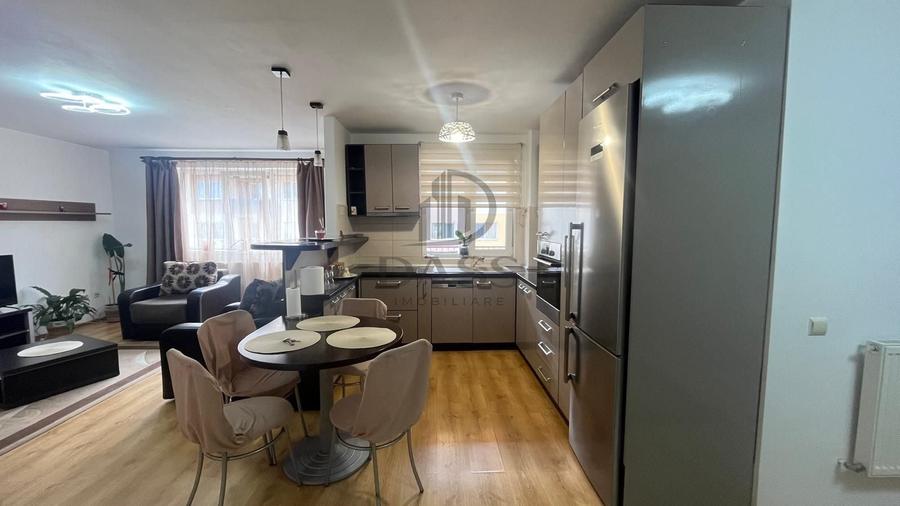 Apartament cu 3 camere decomandat, mobilat în Hipodrom 1