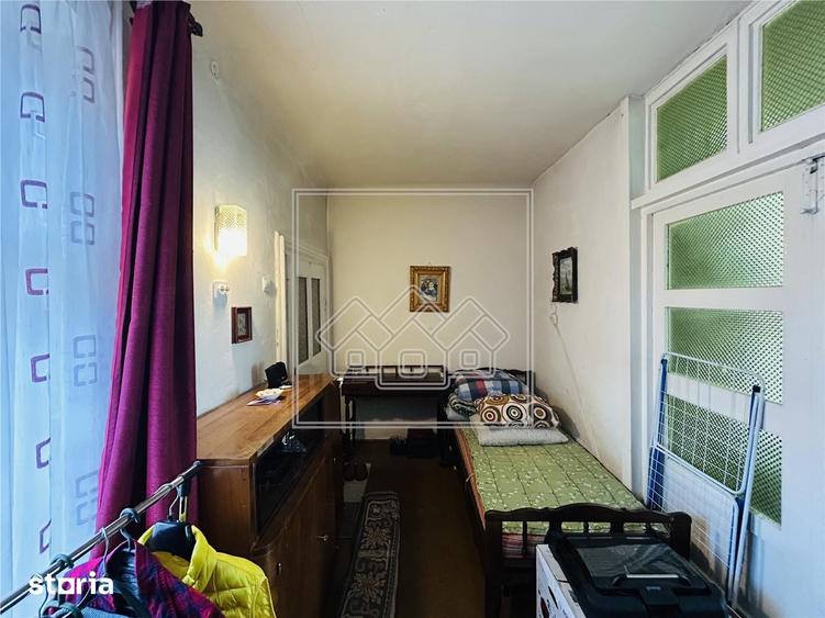 Apartament cu 3 camere în Ultracentral