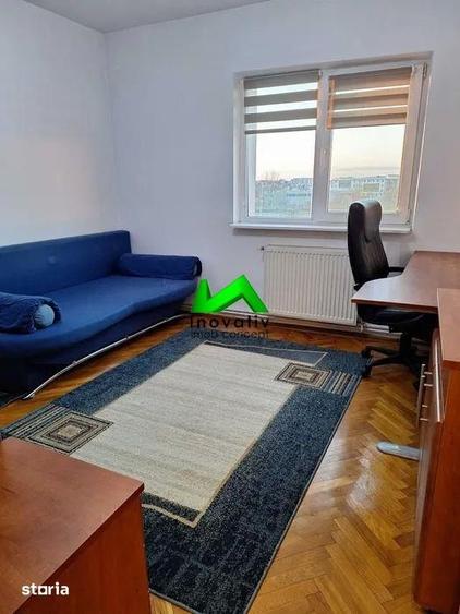Apartament cu 4 camere decomandat, mobilat în Ștrand