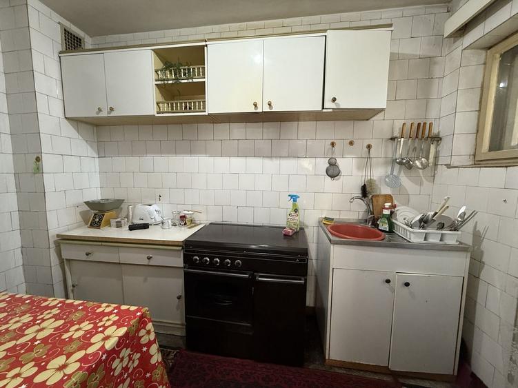 Apartament cu 3 camere decomandat în Ultracentral