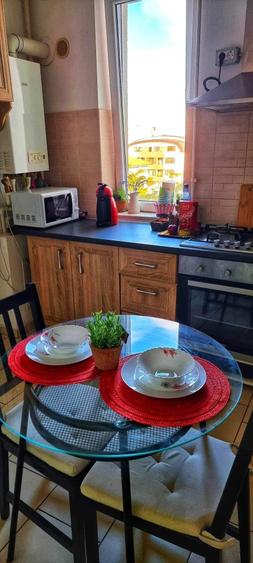 Apartament cu 2 camere decomandat în Obor