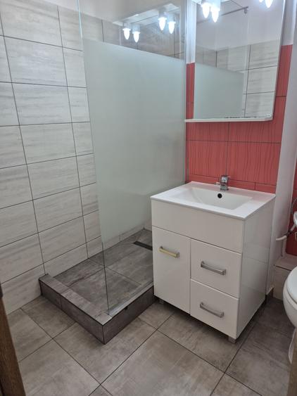 Apartament cu 2 camere decomandat în Dacia