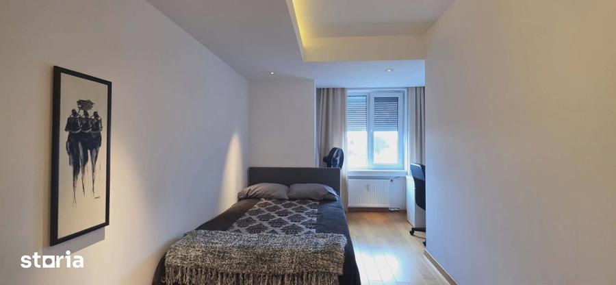 Apartament cu 4 camere în Central