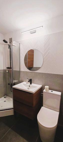 Garsonieră decomandată în Central