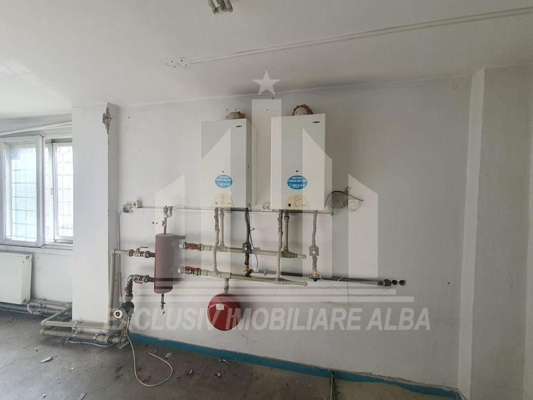 Spațiu comercial, de 858 mp, în Central