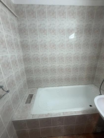 Vand apartament 3 camere zona 9 Mai Ploie?ti - 7