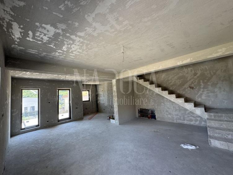 Duplex cu 3 camere cu Canalizare în Florești