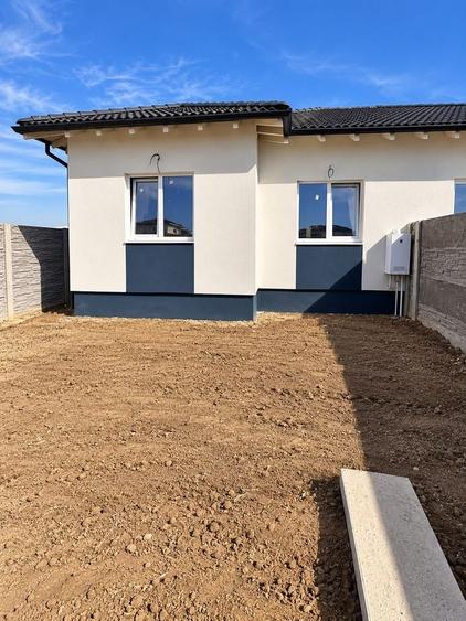 Duplex cu 3 camere cu Teren 310 Mp în Moșnița Nouă