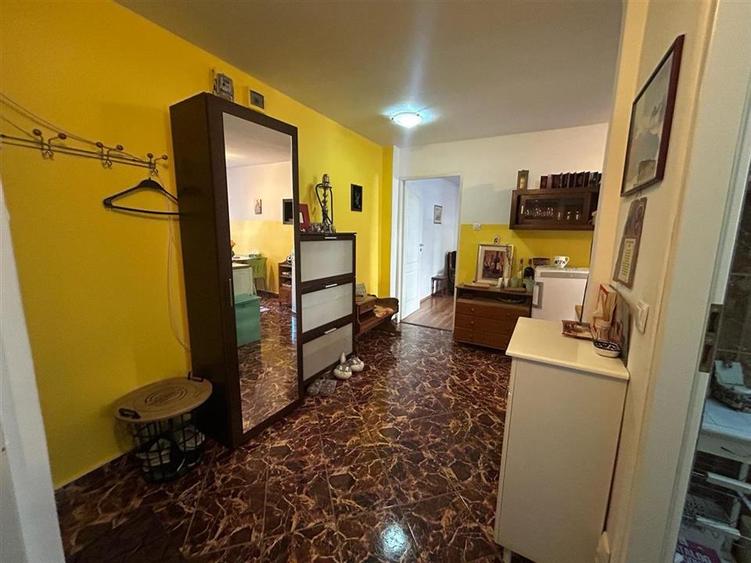 Apartament cu 2 camere decomandat, mobilat în Răcădău