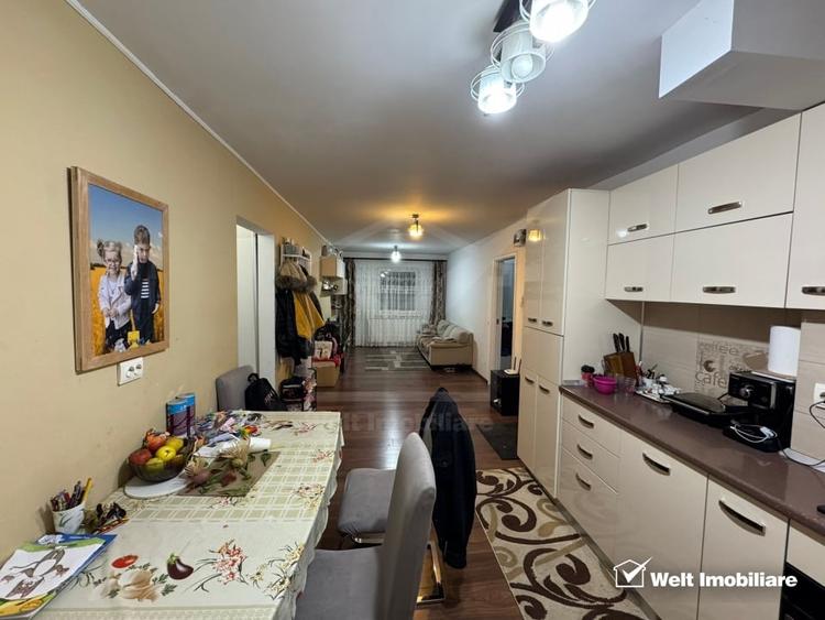 Apartament cu 4 camere semidecomandat, mobilat în Mănăștur