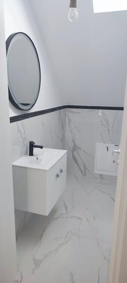 Penthouse cu 3 camere nedecomandat în Titan