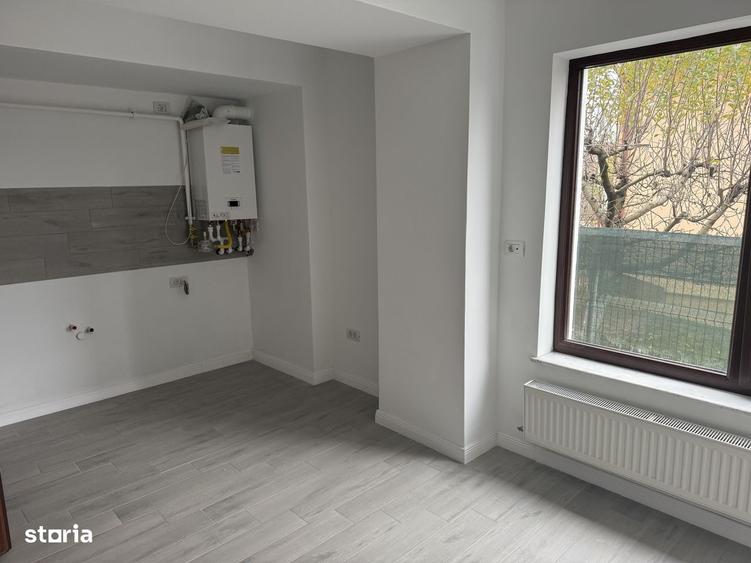 Spațiu comercial, de 470 mp, în Șcheia