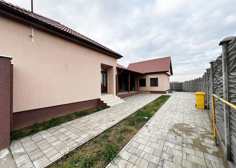 Casă cu 4 camere în Central