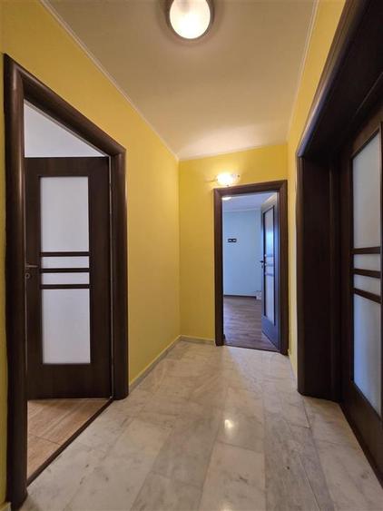 Apartament cu 2 camere decomandat în Cug