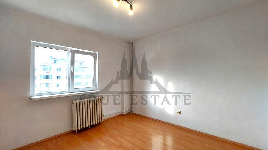 Apartament cu 2 camere decomandat în Moșilor